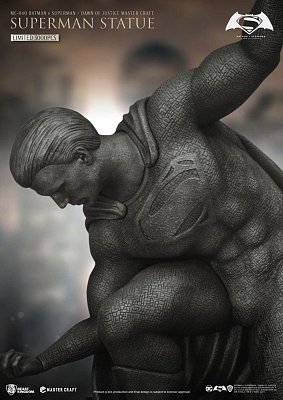 Batman v Superman Dawn Of Justice Master Craft Statue Superman 40 cm - Damaged packaging