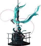 Character Vocal Series 01 PVC Figure 1/8 Miku Hatsune Love is War Refined Ver. 28 cm