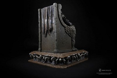 Dark Souls III Statue 1/18 Yhorm 38 cm