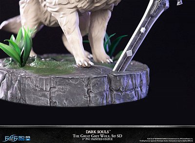 Dark Souls PVC SD Statue The Great Grey Wolf Sif 22 cm