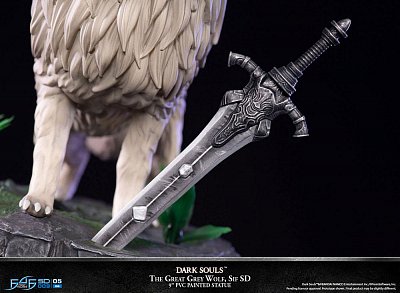 Dark Souls PVC SD Statue The Great Grey Wolf Sif 22 cm