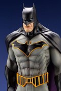 DC Comics ARTFX PVC Statue 1/6 Batman (Batman: Last Knight on Earth) 30 cm