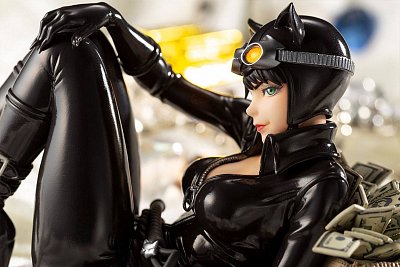 DC Comics Bishoujo PVC Statue 1/7 Catwoman Returns 9 cm