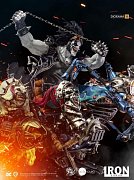 DC Comics Diorama 1/6 Lobo by Ivan Reis 38 cm --- DAMAGED PACKAGING