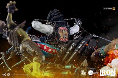 DC Comics Diorama 1/6 Lobo by Ivan Reis 38 cm --- DAMAGED PACKAGING