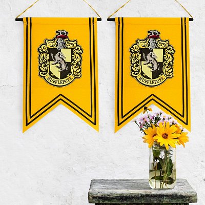 Harry Potter Wall Banner Hufflepuff 30 x 44 cm