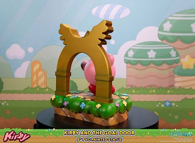 Kirby PVC Statue Kirby and the Goal Door 24 cm