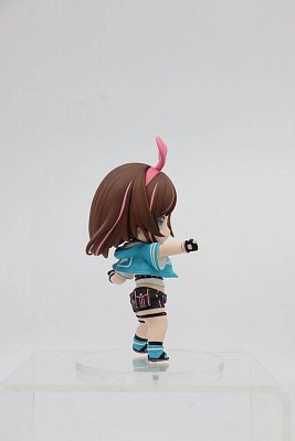 Kizuna AI PVC Statue Kizuna AI Pougnette A.I. Games 2019 14 cm