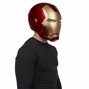 Marvel Legends Electronic Helmet Iron Man --- DAMAGED PACKAGING