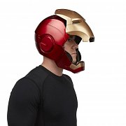 Marvel Legends Electronic Helmet Iron Man --- DAMAGED PACKAGING