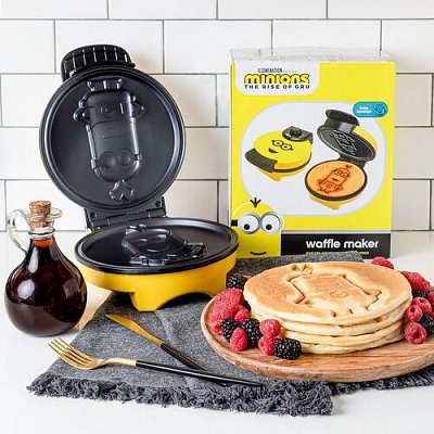 Minions Waffle Maker Minion