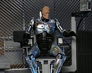 RoboCop Action Figure Ultimate Battle Damaged RoboCop with Chair 18 cm