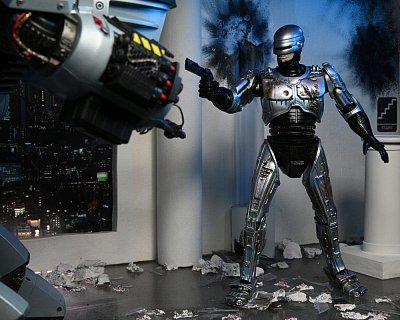 RoboCop Action Figure Ultimate Battle Damaged RoboCop with Chair 18 cm