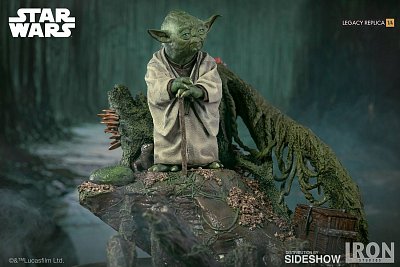 Star Wars Episode V Legacy Replica Statue 1/4 Yoda 30 cm --- DAMAGED PACKAGING