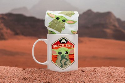 Star Wars The Mandalorian Mug & Socks Set The Child