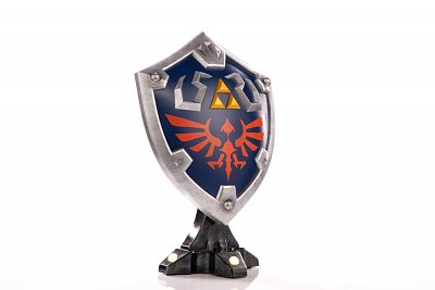 The Legend of Zelda Breath of the Wild PVC Statue Hylian Shield Collector\'s Edition 29 cm - Damaged packaging