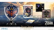 The Legend of Zelda Breath of the Wild PVC Statue Hylian Shield Collector\'s Edition 29 cm - Damaged packaging