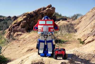 Transformers Transforming R/C Robot Optimus Prime (G1 Version) heo EU FTM Exclusive 30 cm