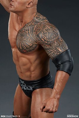 WWE Statue 1/4 The Rock 71 cm